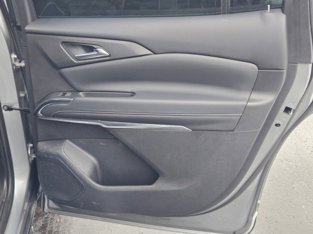 Certified 2024 Chevrolet Traverse LT w/ LPO, Floor Liner Package image 8