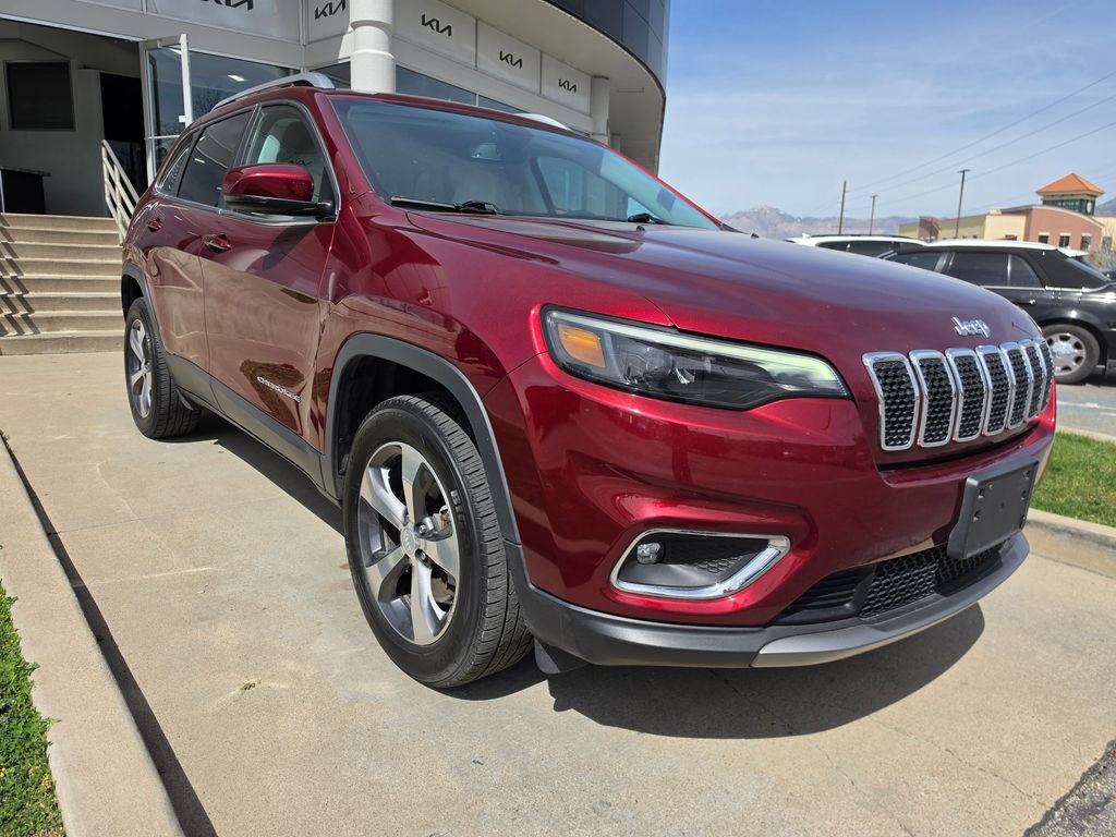 Used 2019 Jeep Cherokee Limited AWD/4WD image 3