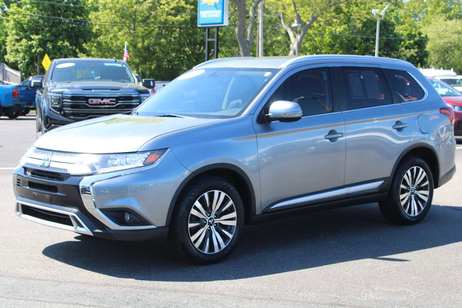 Used 2019 Mitsubishi Outlander ES AWD/4WD image 3