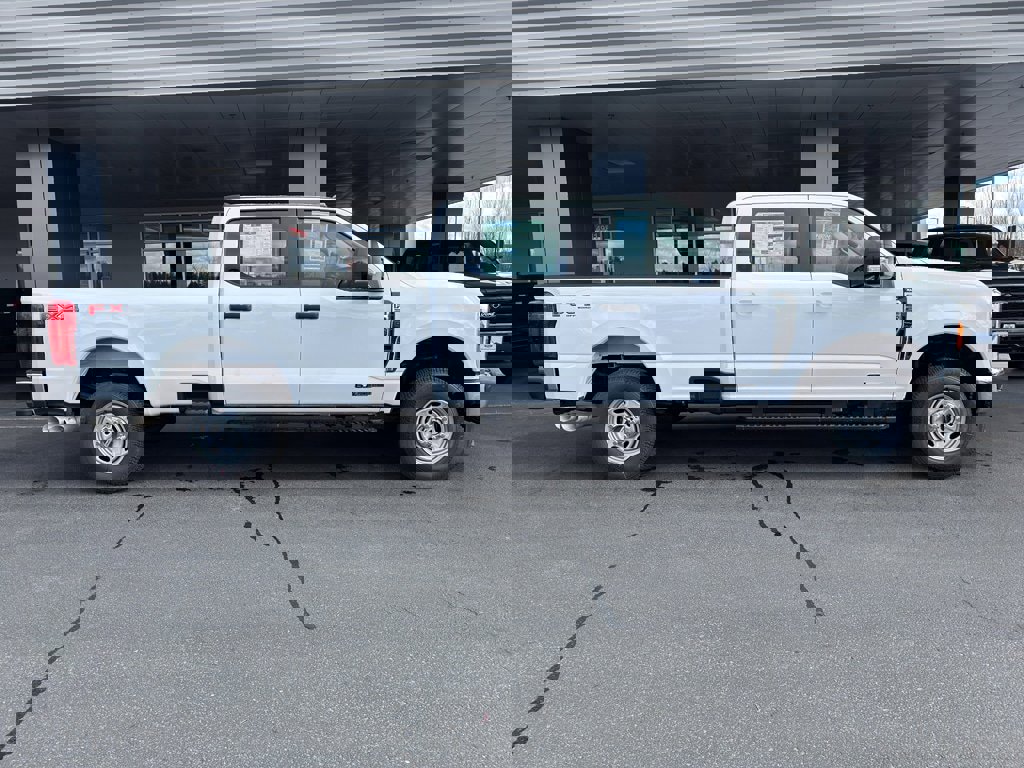 New 2026 Ford F250 XL w/ XL Driver Assist Package image 3