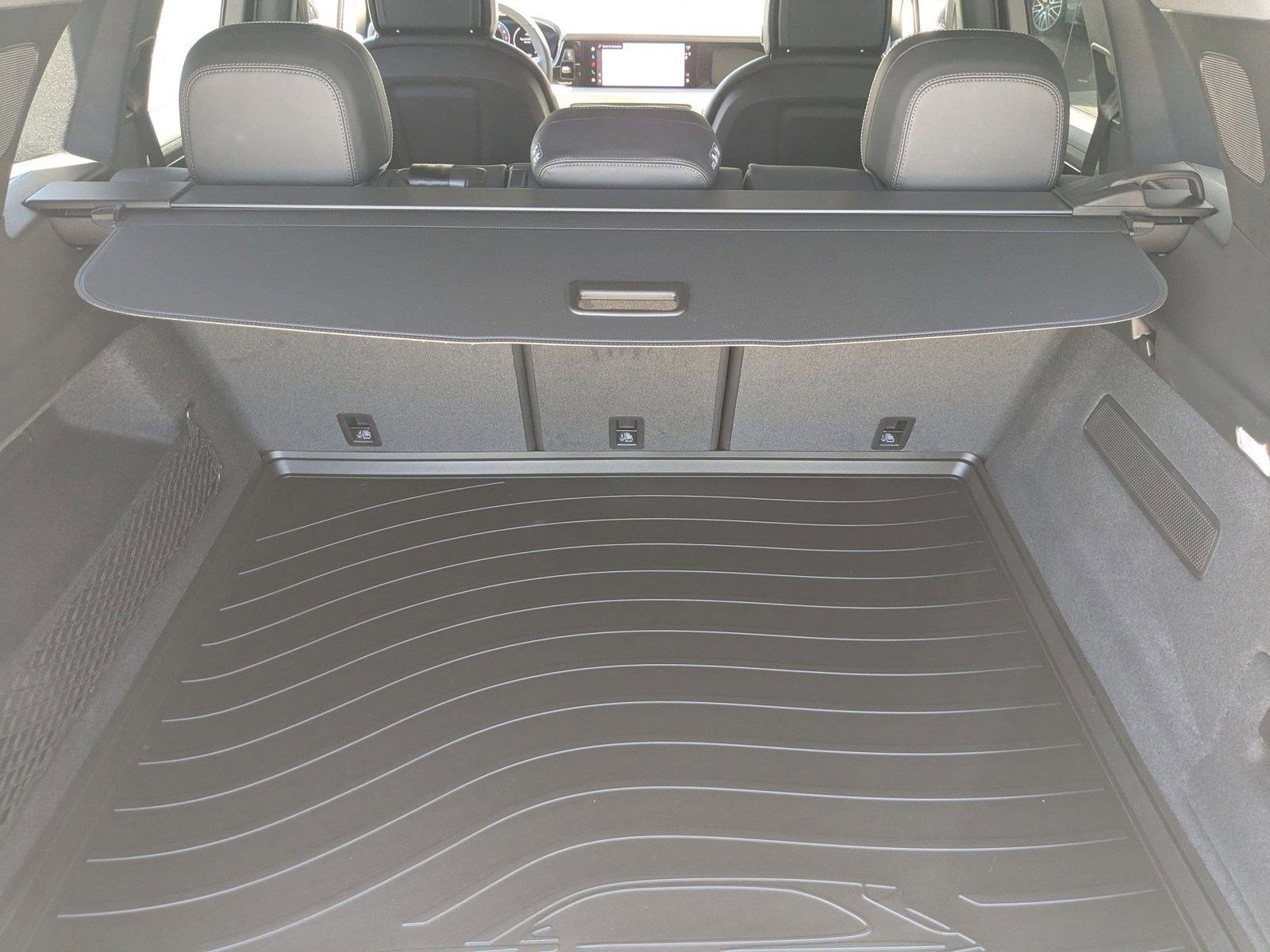 Certified 2025 Porsche Cayenne image 23