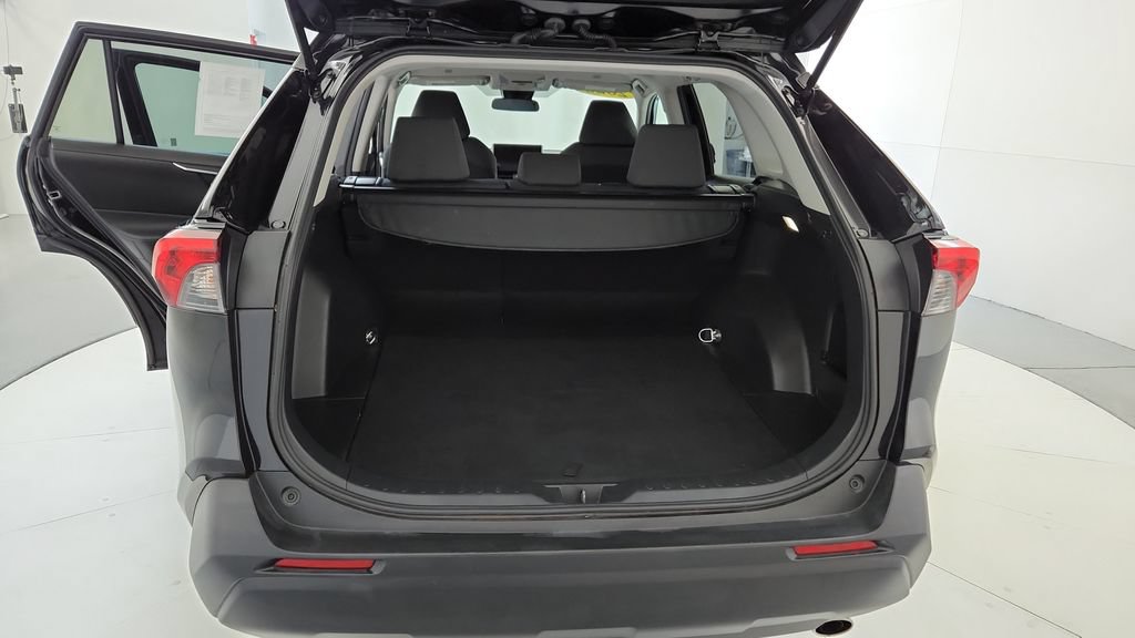 Certified 2025 Toyota RAV4 XLE AWD/4WD image 20