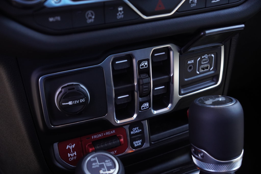 New 2026 Jeep Wrangler Unlimited Rubicon AWD/4WD image 30