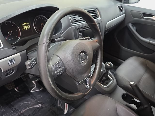 Used 2012 Volkswagen Jetta TDI FWD image 14