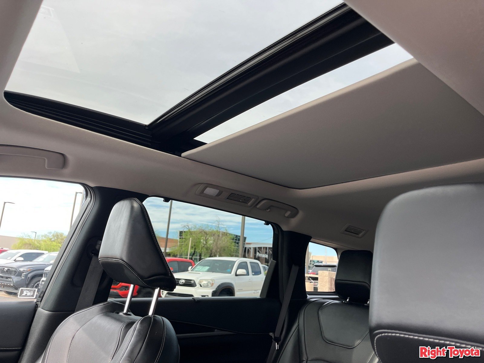 Used 2022 INFINITI QX60 Sensory w/ Cargo Package AWD/4WD image 32