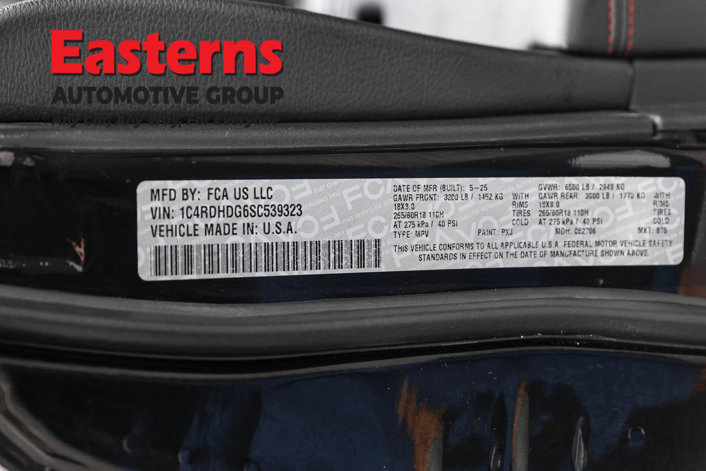 Used 2025 Dodge Durango GT RWD image 36
