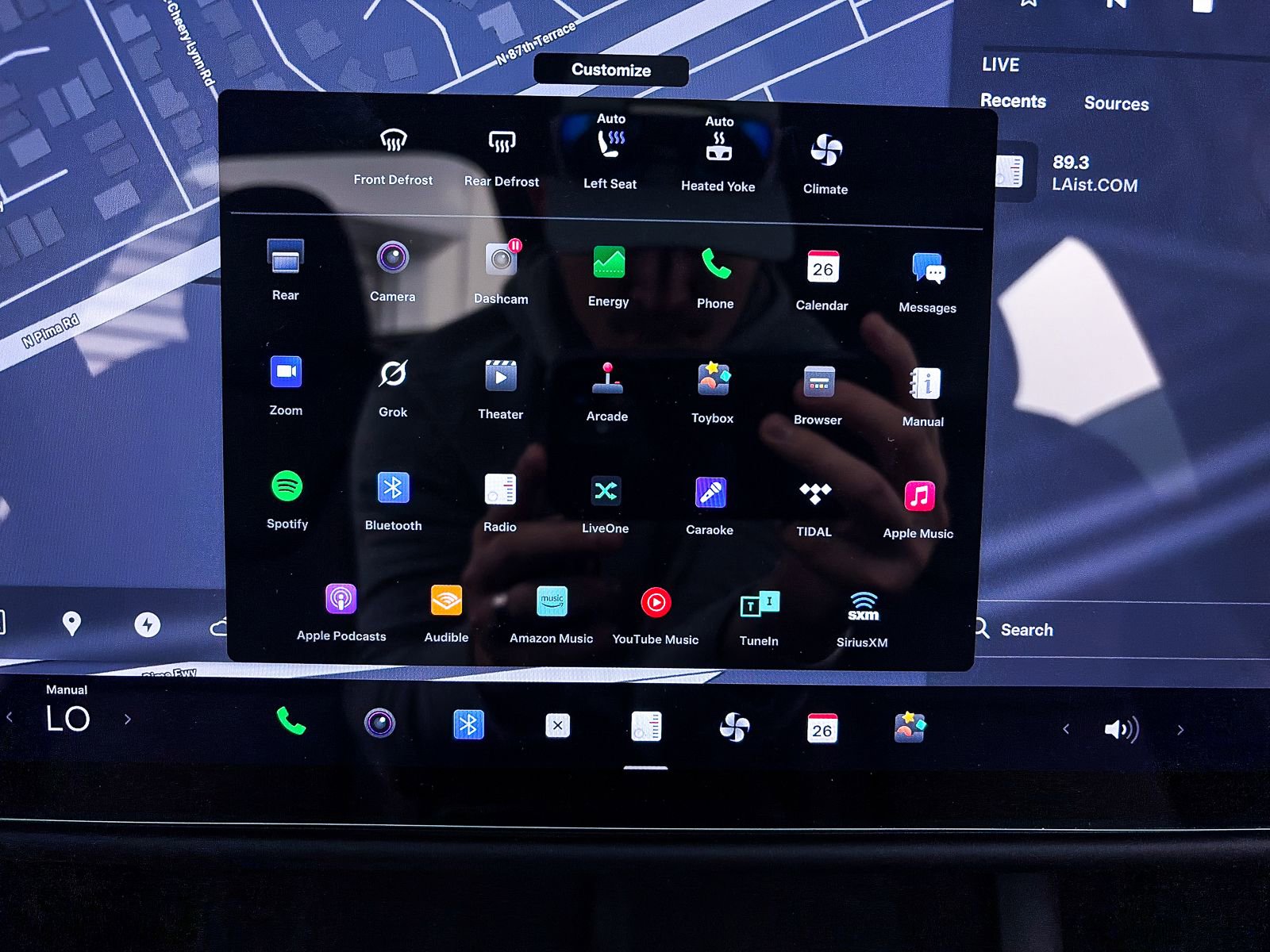 Used 2023 Tesla Model X image 19