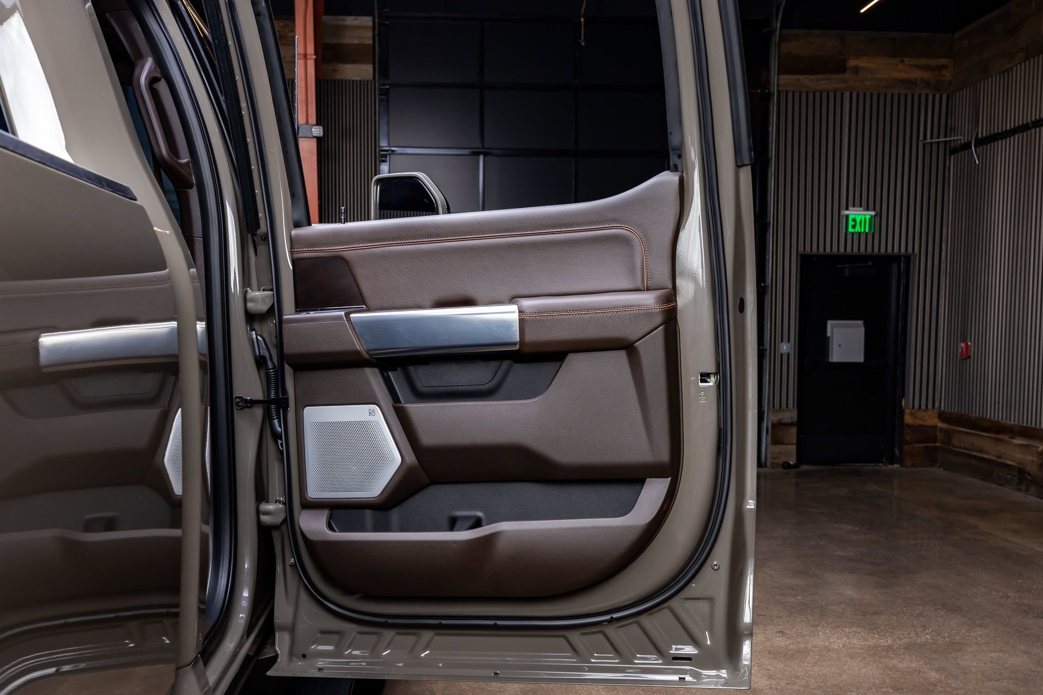 Used 2026 Ford F250 King Ranch w/ Chrome Package image 37