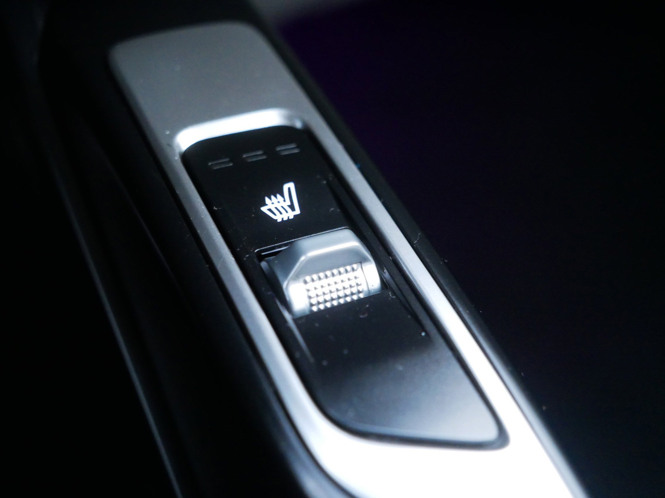 Certified 2022 Kia Sorento S w/ Panoramic Sunroof Package image 32