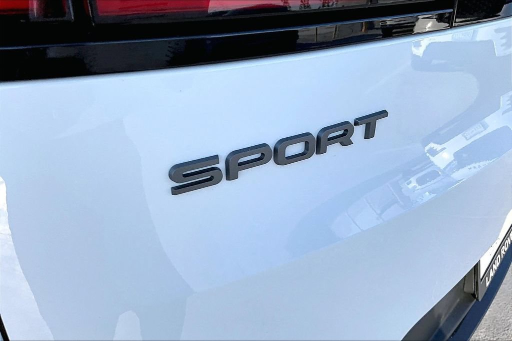 New 2026 Land Rover Range Rover Sport SE AWD/4WD image 9