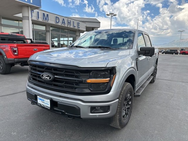 New 2025 Ford F150 XLT w/ Equipment Group 302A MID image 2