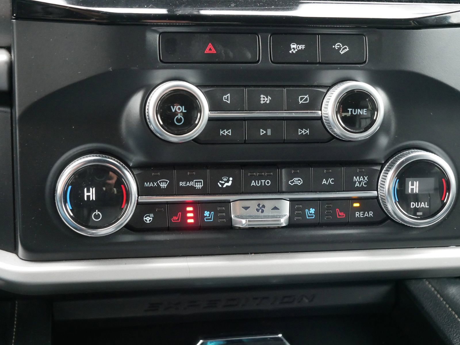 Used 2022 Ford Expedition Max XLT AWD/4WD image 26