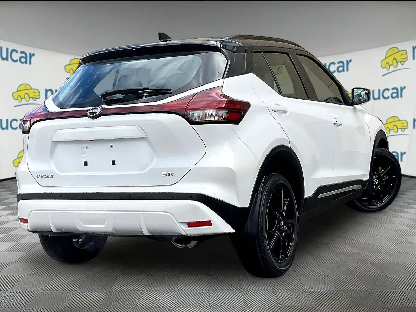 Certified 2023 Nissan Kicks SR w/ SR Premium Package FWD image 6