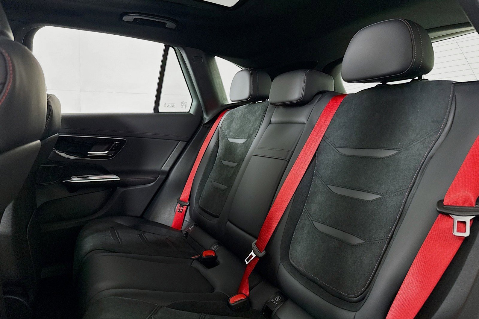 New 2026 Mercedes-Benz GLC 43 AMG 4MATIC image 7