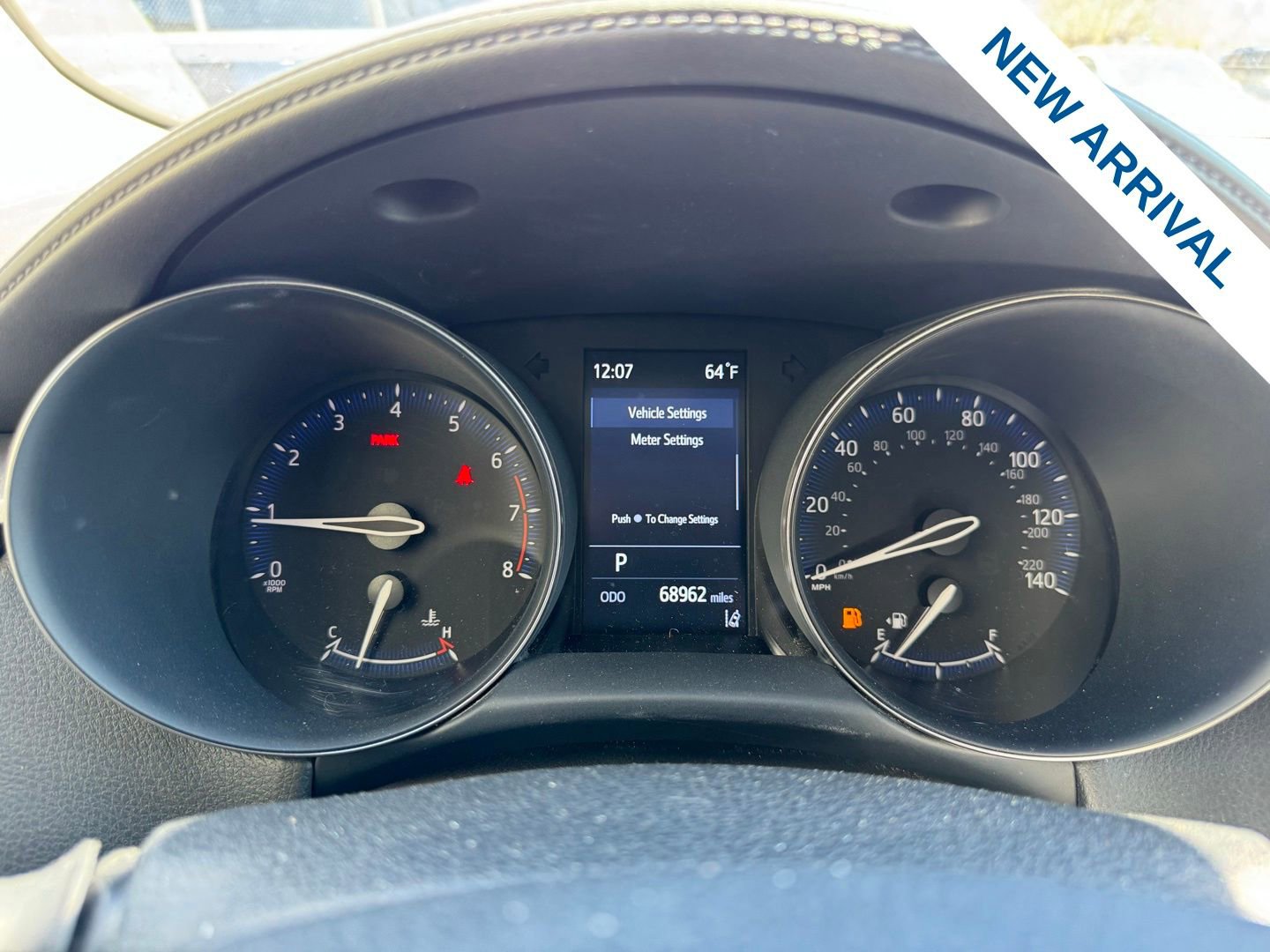 Used 2021 Toyota C-HR LE image 23