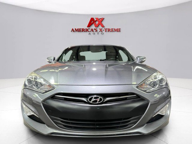 Used 2015 Hyundai Genesis 3.8 image 8