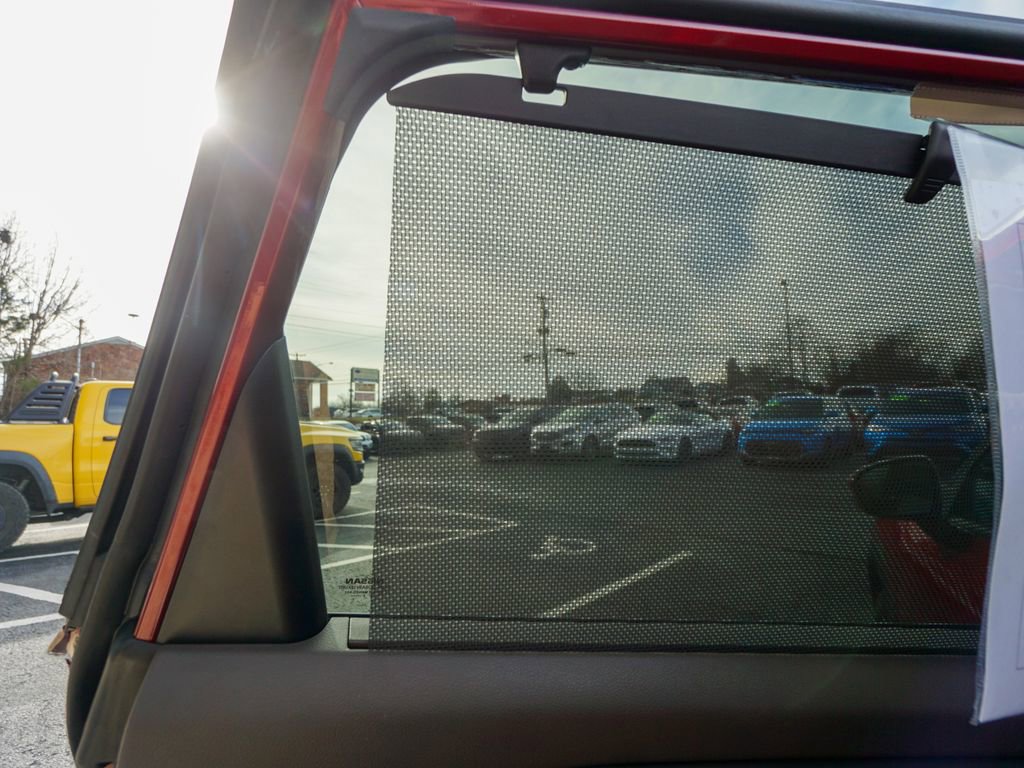 Used 2022 Nissan Rogue SV w/ SV Premium Package image 17