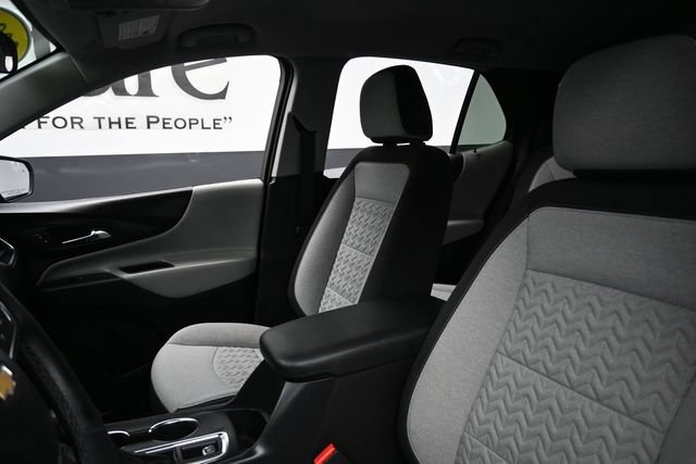 Used 2024 Chevrolet Equinox LT w/ LPO, Floor Liner Package FWD image 17