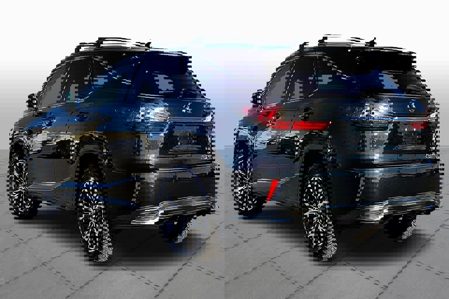 Used 2021 Lexus RX 350L w/ Premium Package image 11