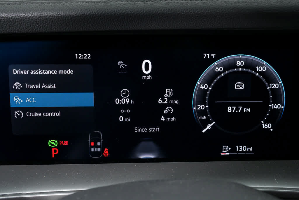 New 2026 Volkswagen Tiguan SE R-Line FWD image 11