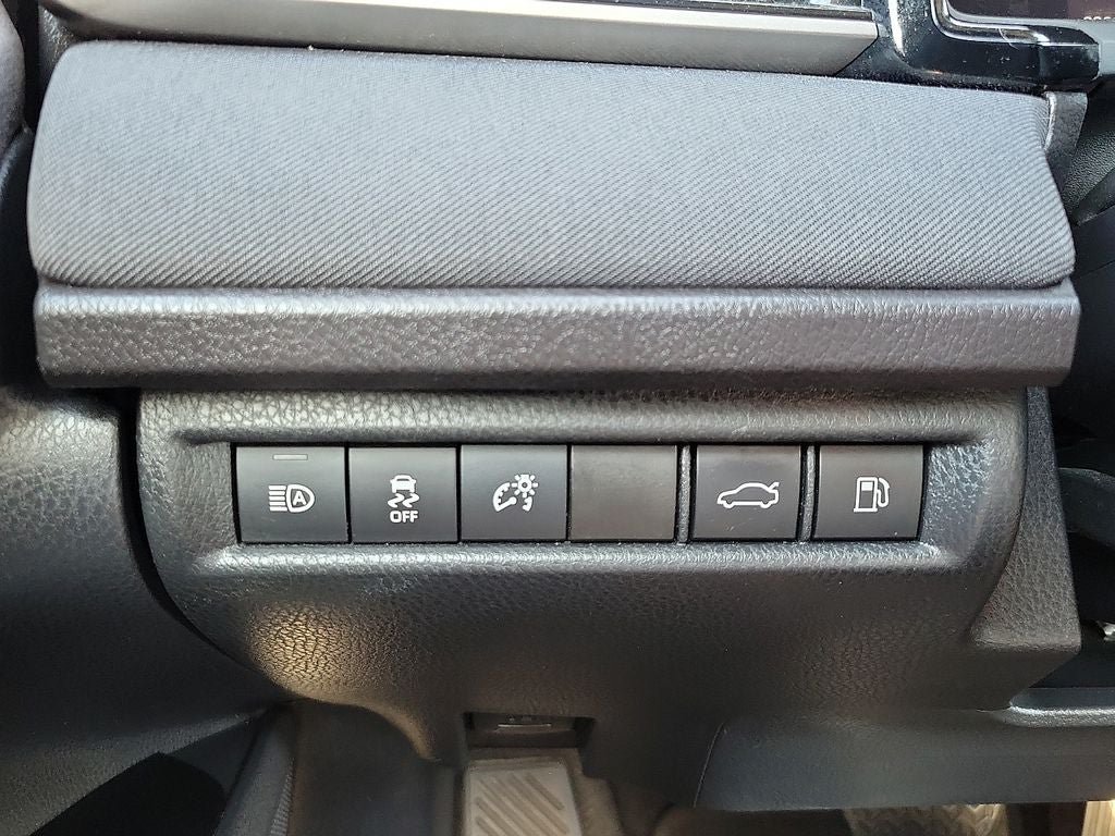 Used 2025 Toyota Camry LE FWD image 14
