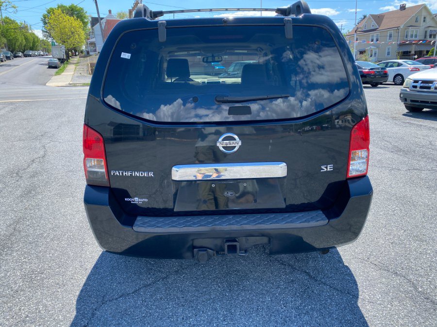 Used 2007 Nissan Pathfinder SE w/ SE Premium Pkg image 4