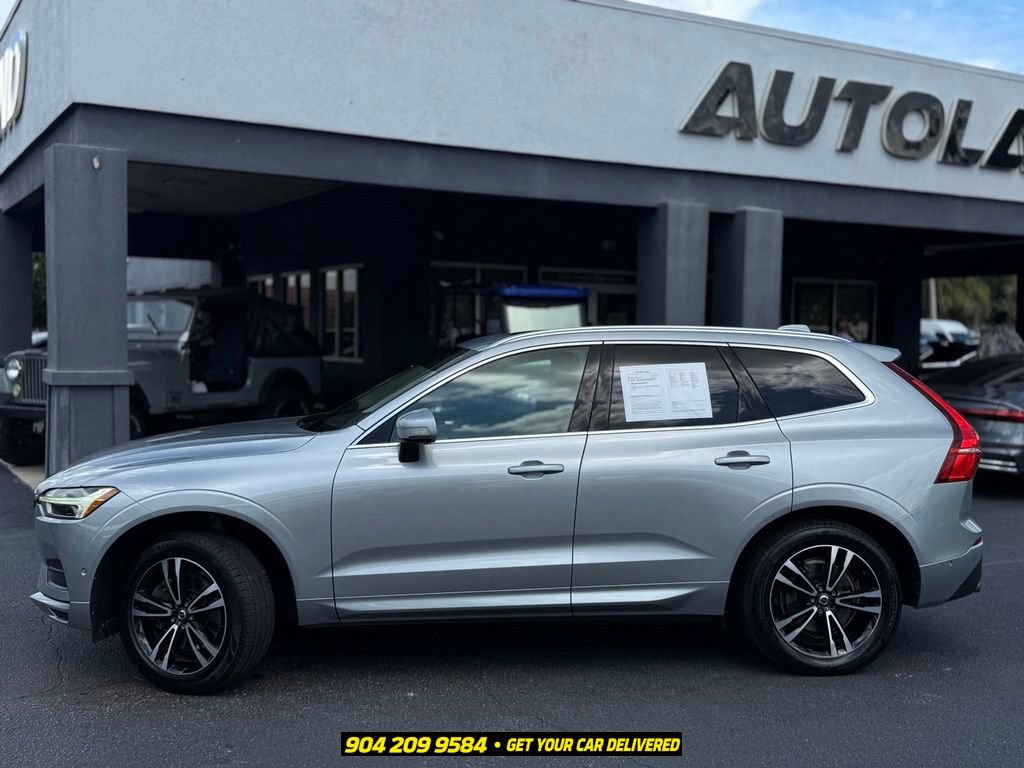 Used 2018 Volvo XC60 T6 Momentum w/ Vision Package AWD/4WD image 4