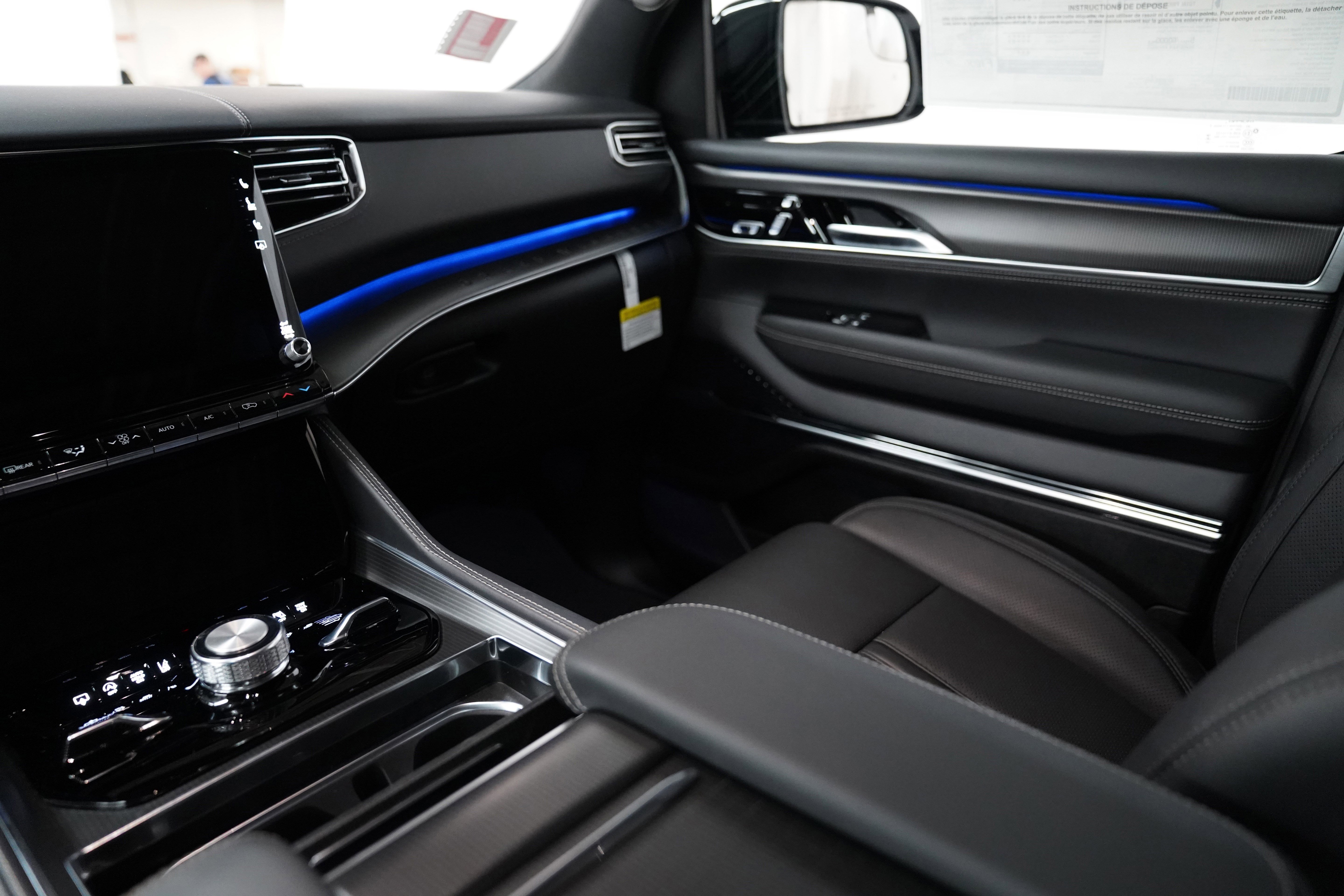 New 2026 Jeep Grand Wagoneer Summit image 16