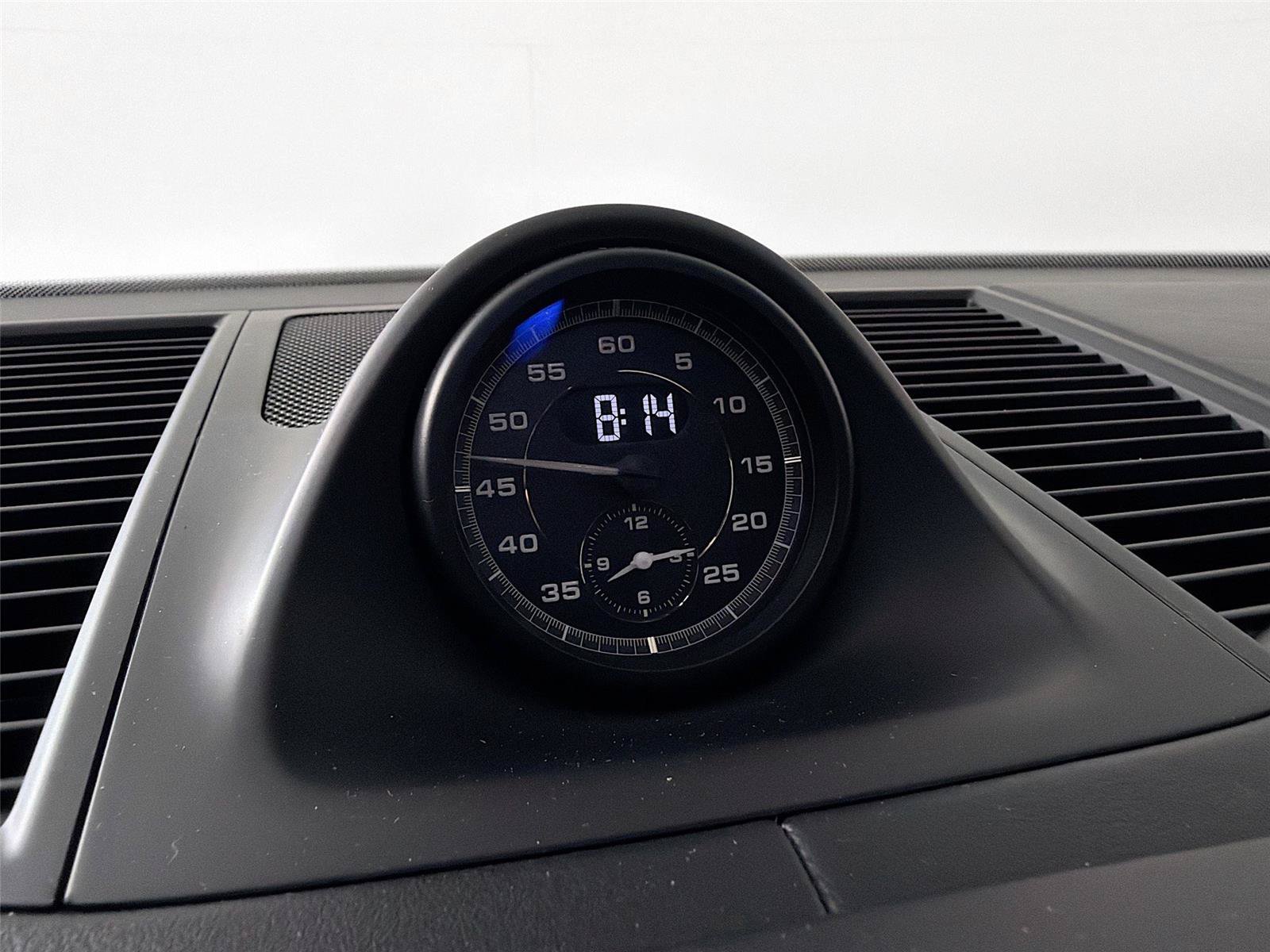 Certified 2023 Porsche Macan GTS AWD/4WD image 24