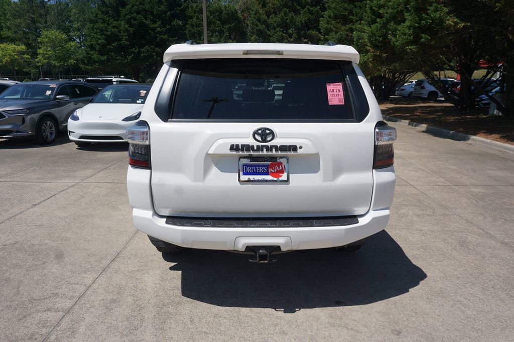 Used 2017 Toyota 4Runner SR5 image 18