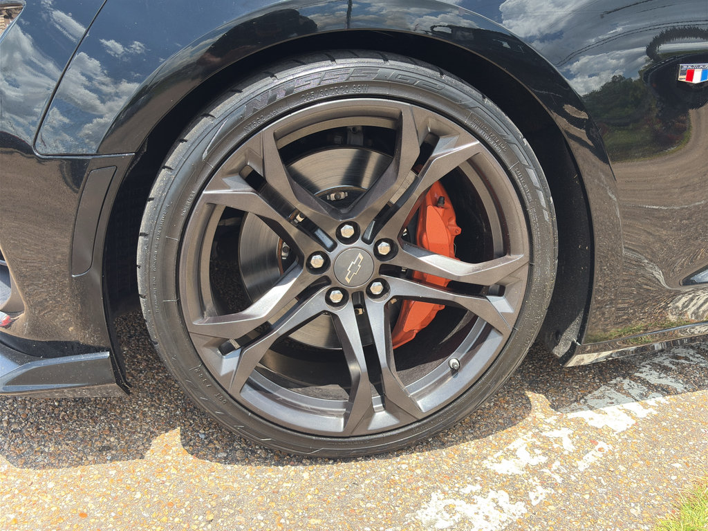 Used 2023 Chevrolet Camaro SS RWD image 25