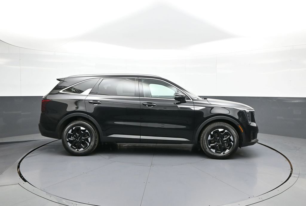 New 2026 Kia Sorento S w/ S Panoramic Sunroof Package FWD image 5
