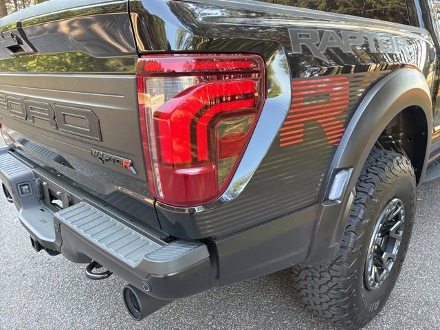 Used 2025 Ford F150 Raptor w/ Equipment Group 803A Raptor R AWD/4WD image 14