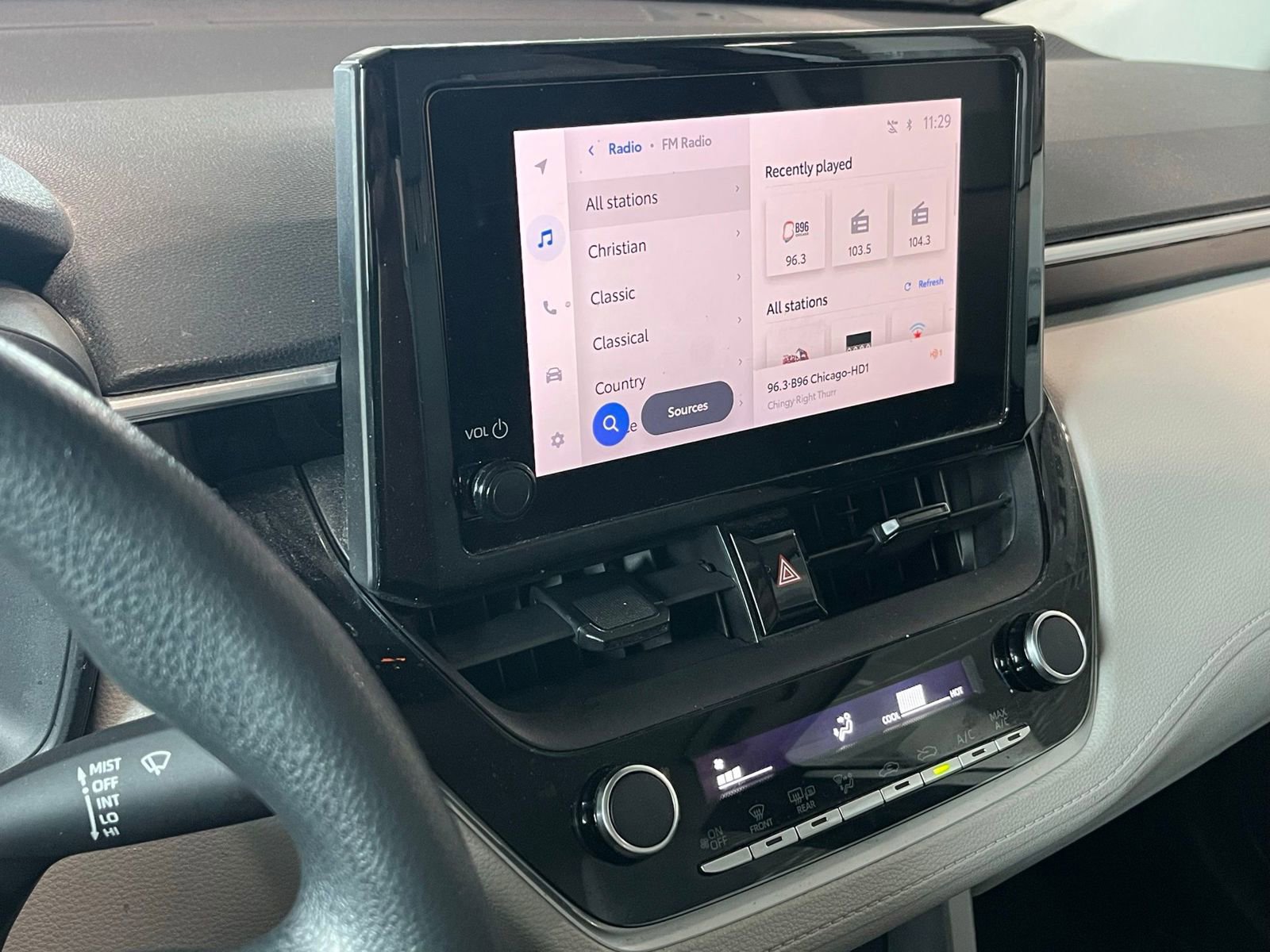 Used 2023 Toyota Corolla Cross L AWD/4WD image 16