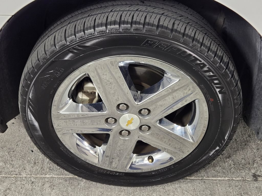 Used 2015 Chevrolet Equinox LTZ AWD/4WD image 14