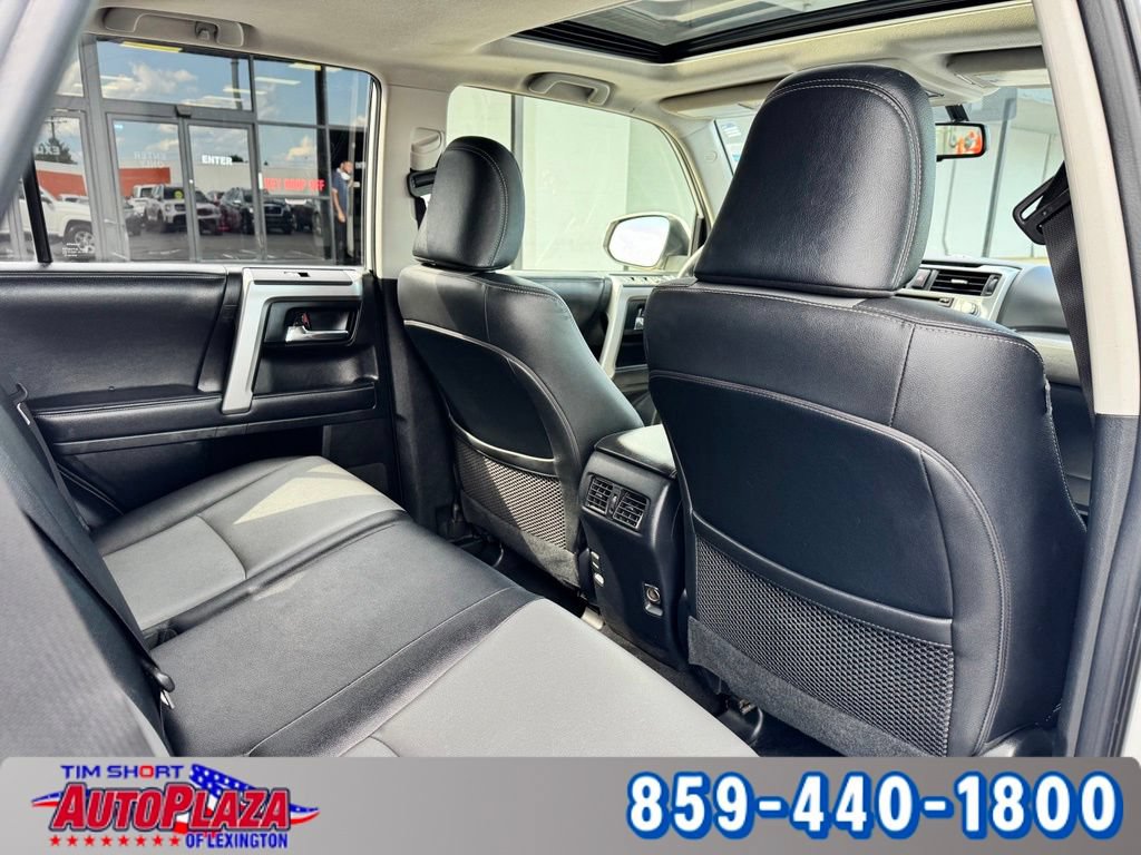 Used 2019 Toyota 4Runner SR5 Premium AWD/4WD image 40