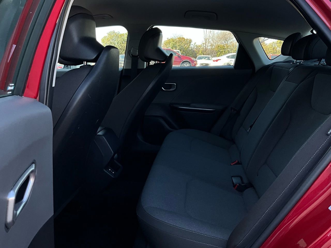 Used 2025 Kia K4 LXS image 11