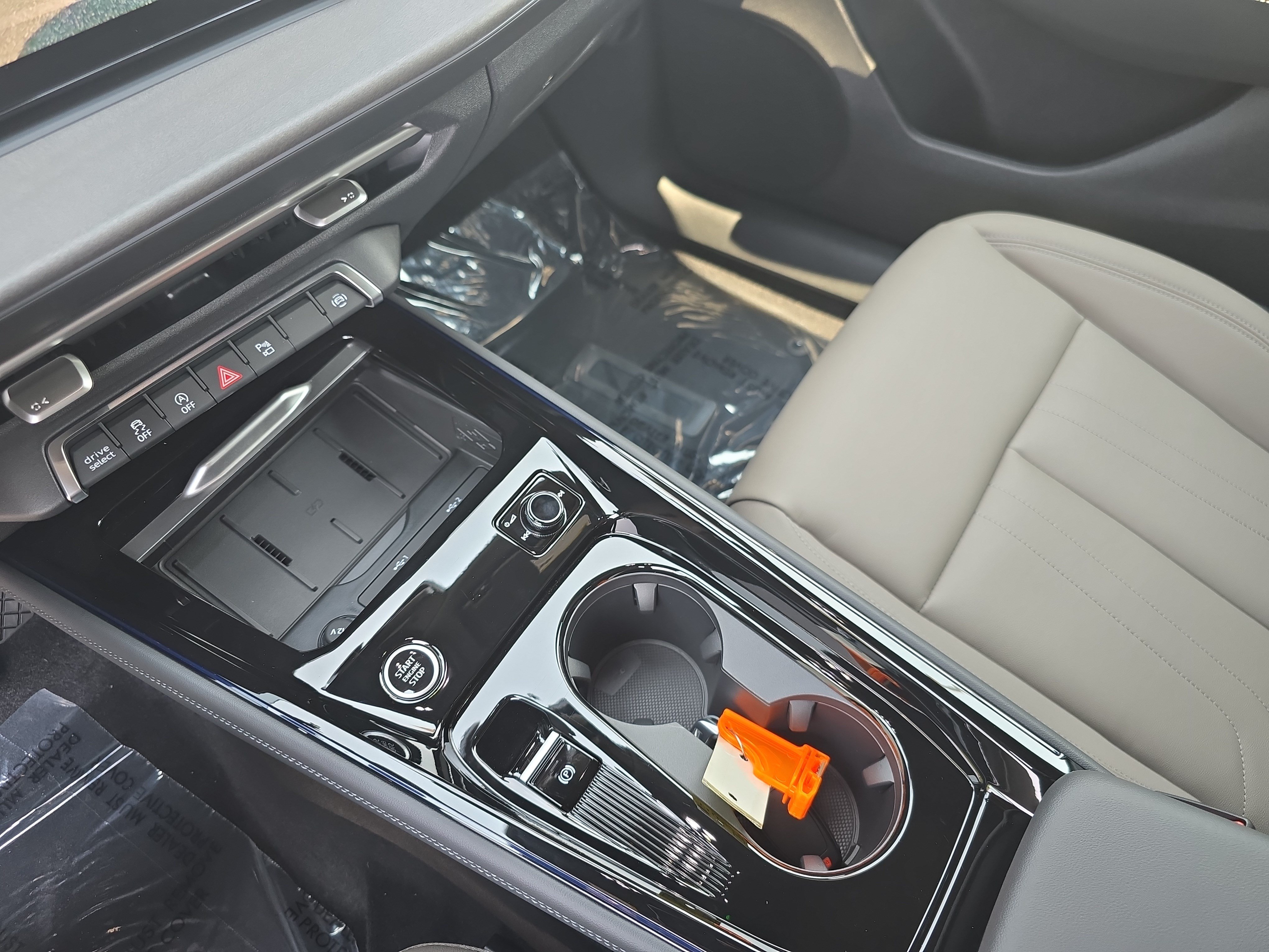 New 2026 Audi Q3 quattro 2.0T AWD/4WD image 21