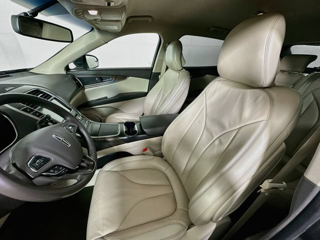 Used 2018 Lincoln MKX Select AWD/4WD image 25