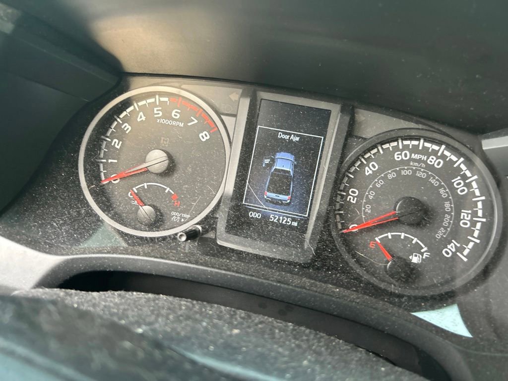 Used 2023 Toyota Tacoma SR RWD image 11