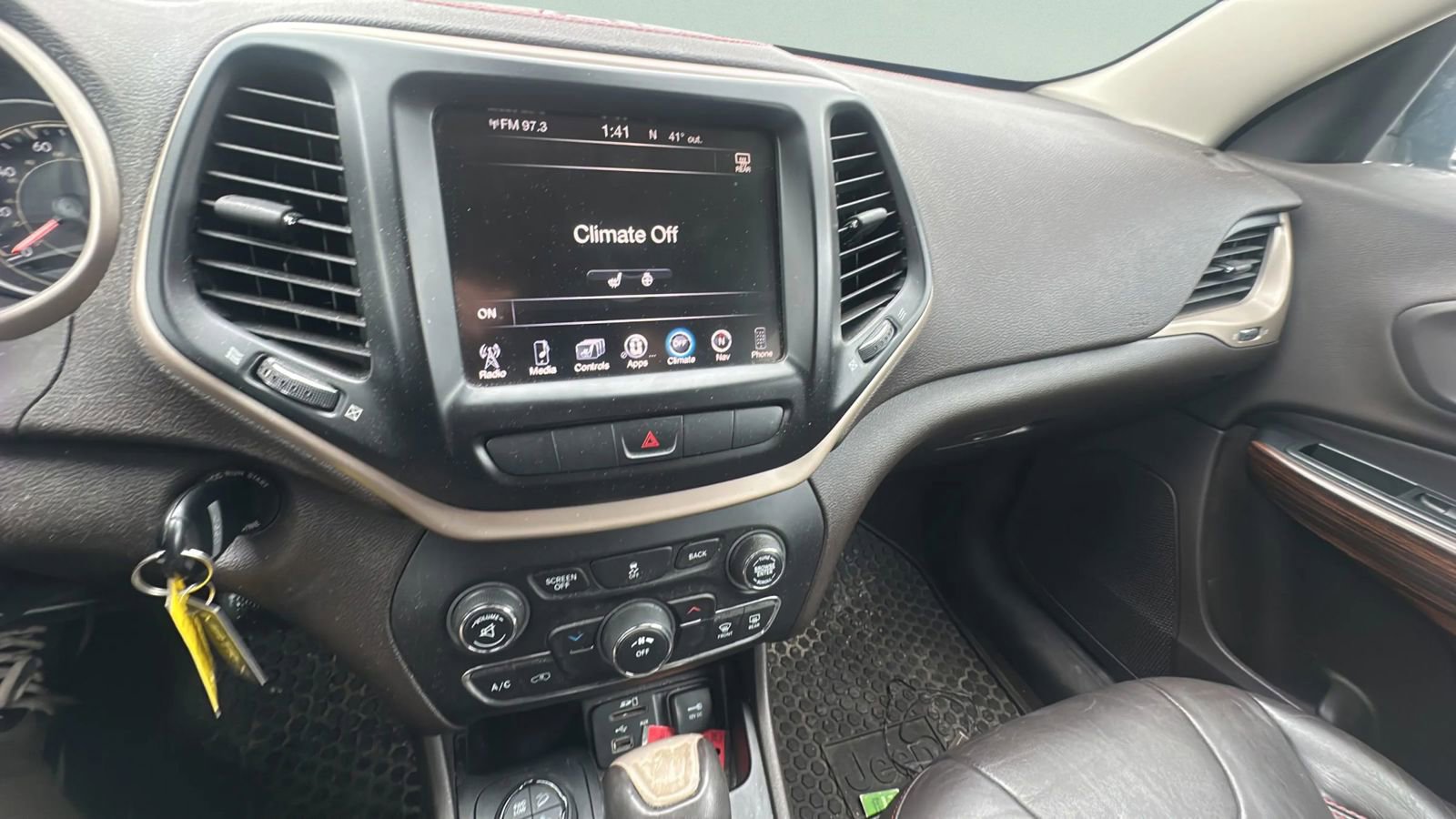 Used 2014 Jeep Cherokee Trailhawk w/ Leather Interior Group AWD/4WD image 22