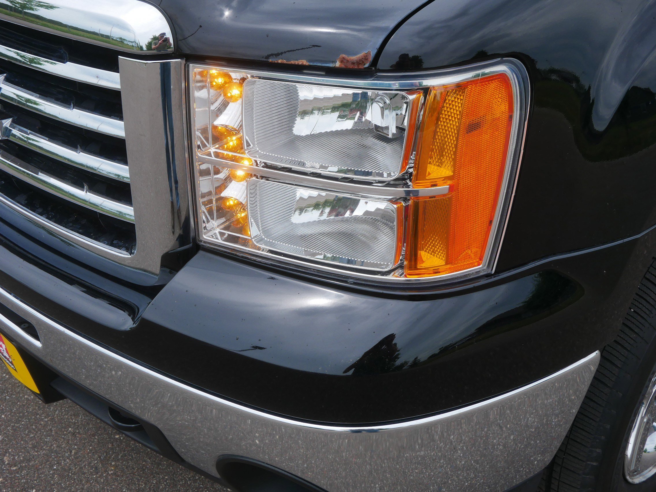 Used 2011 GMC Sierra 1500 SLT w/ All-Terrain Package AWD/4WD image 15