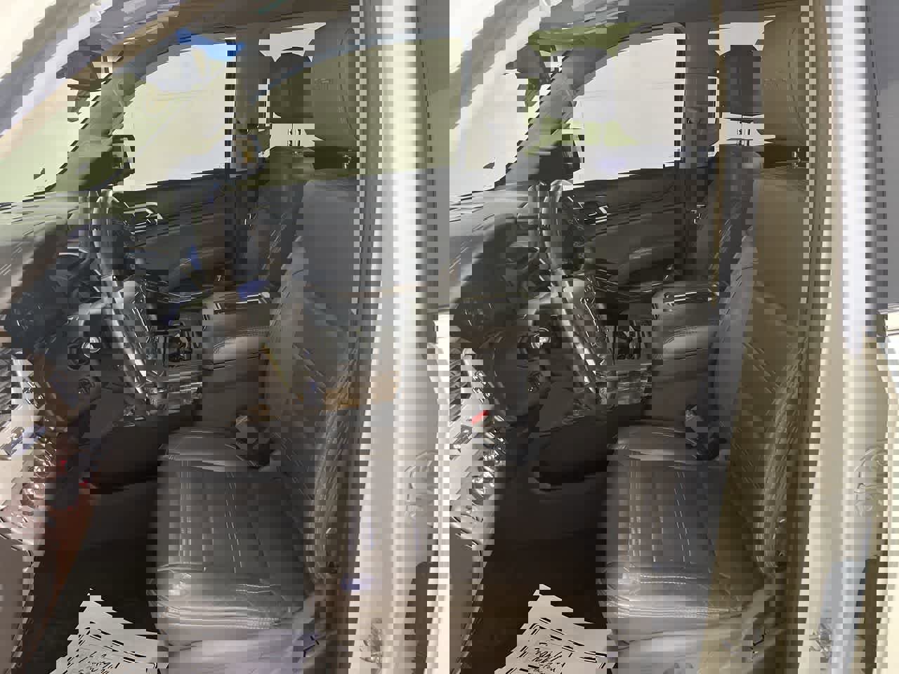 Used 2015 GMC Yukon XL Denali w/ Premium Package image 15