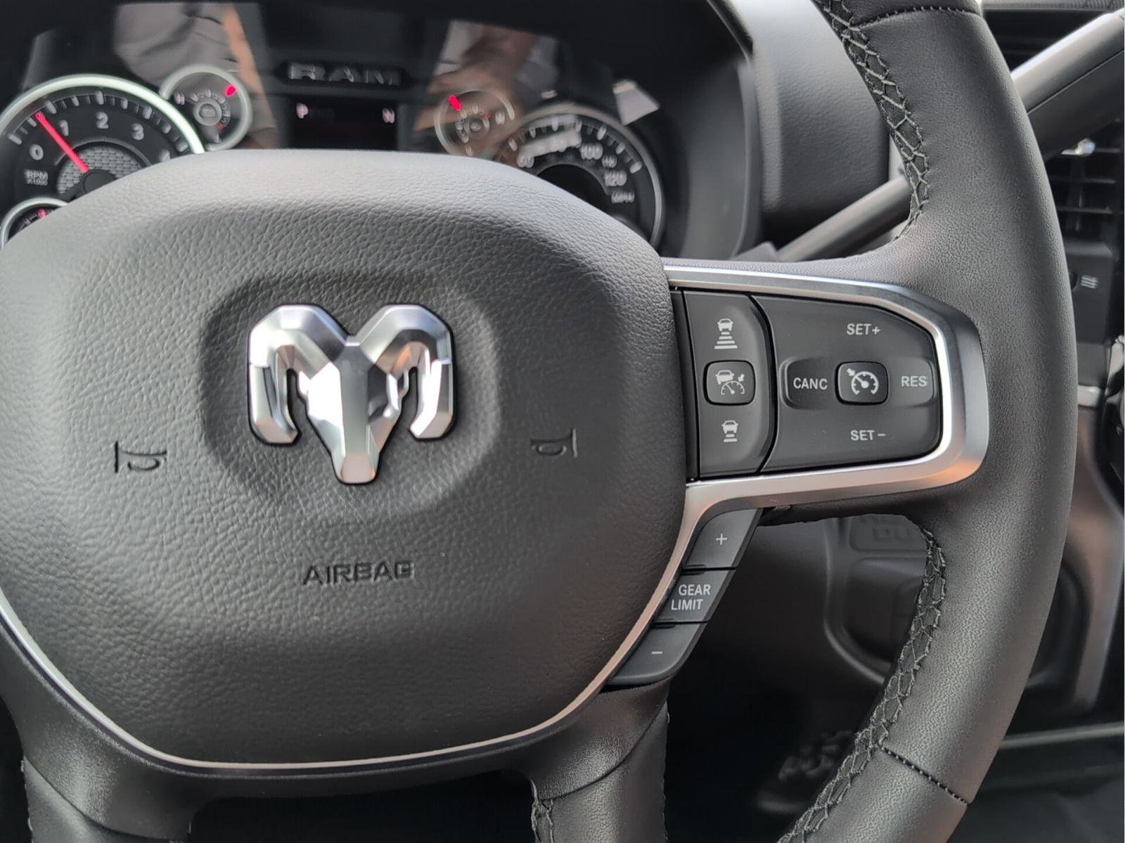 New 2026 RAM 2500 Big Horn AWD/4WD image 11