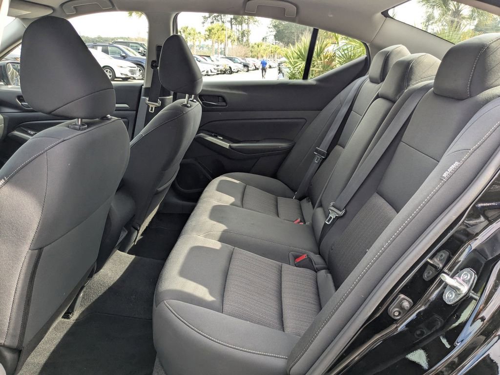 Used 2023 Nissan Altima 2.5 SV image 13