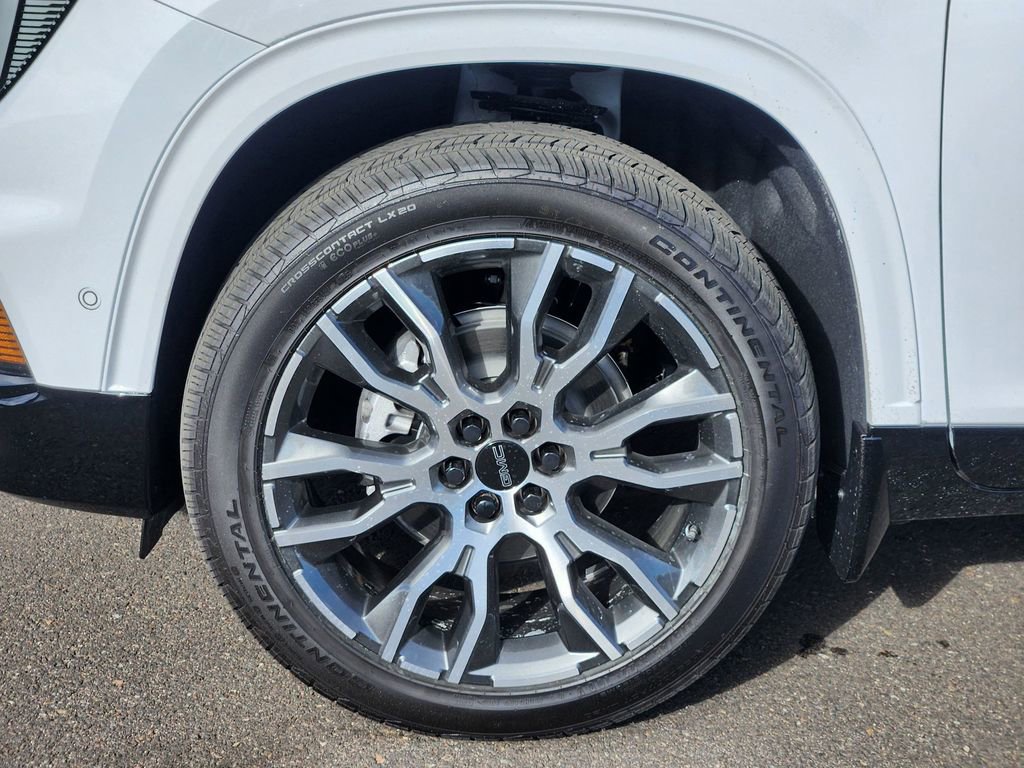 New 2026 GMC Acadia Denali Ultimate w/ LPO, Floor Liner Package AWD/4WD image 9