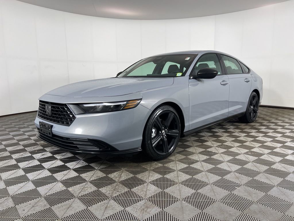 Used 2024 Honda Accord Sport image 13