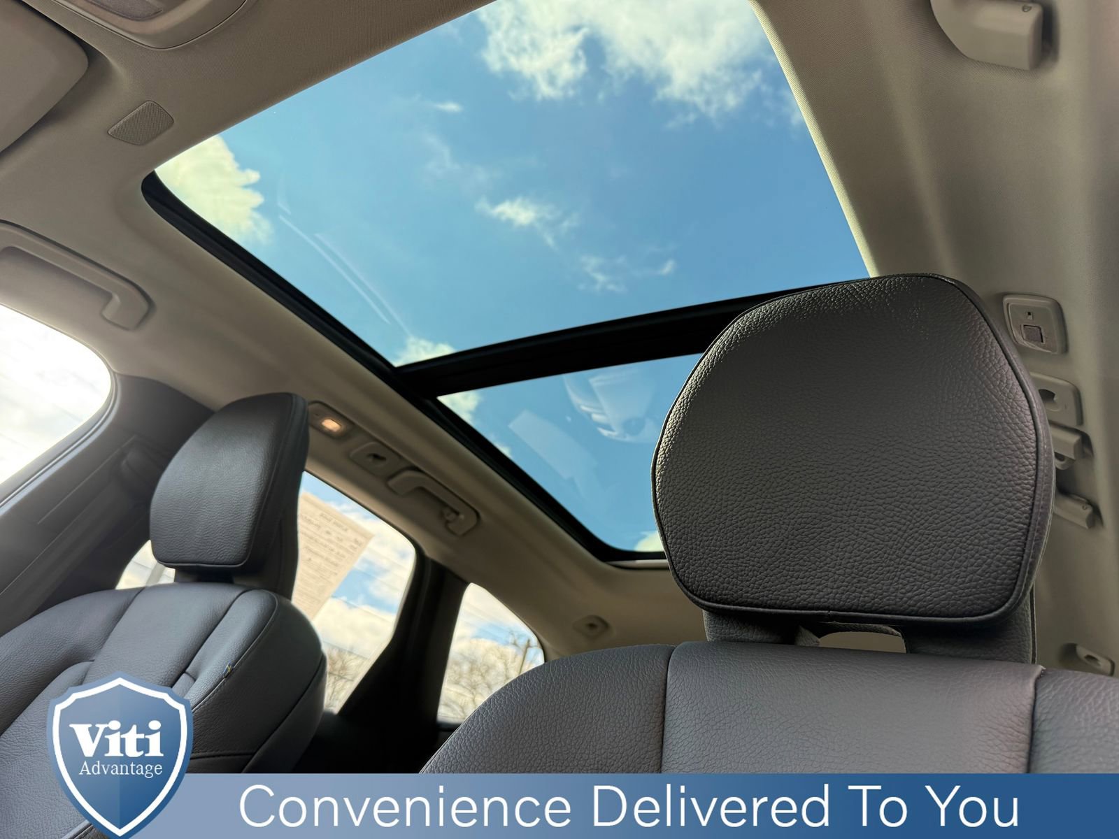 Used 2023 Volvo XC60 B5 Plus w/ Climate Package image 19