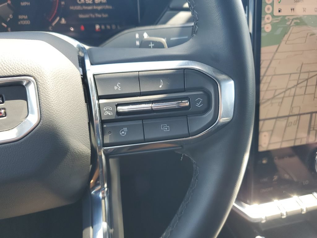 Used 2025 GMC Acadia Elevation w/ Elevation Premium Package FWD image 21