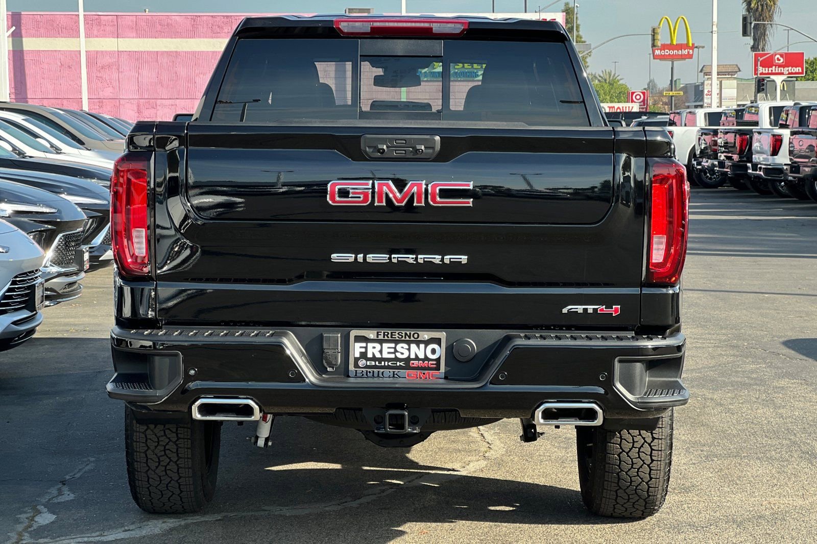New 2026 GMC Sierra 1500 AT4 w/ AT4 Preferred Package image 6